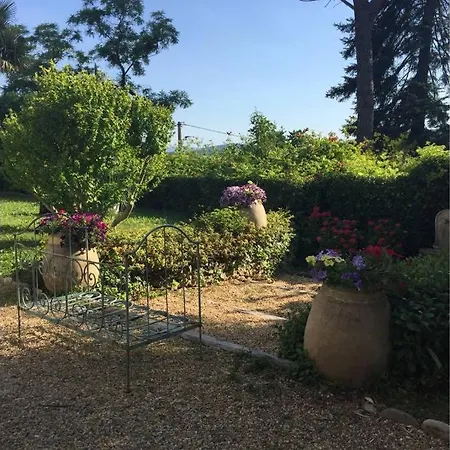 דירה Dans Les Pas De Giono...., Avec Vue Sur Les Toits De ! מנוסק
